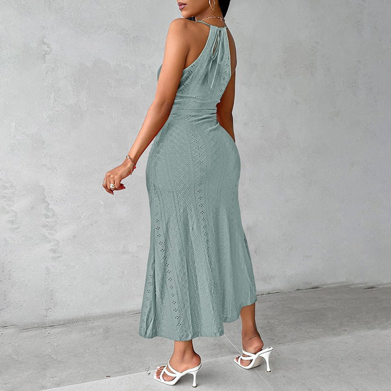 Halter Neck Curve-Hugging Dress