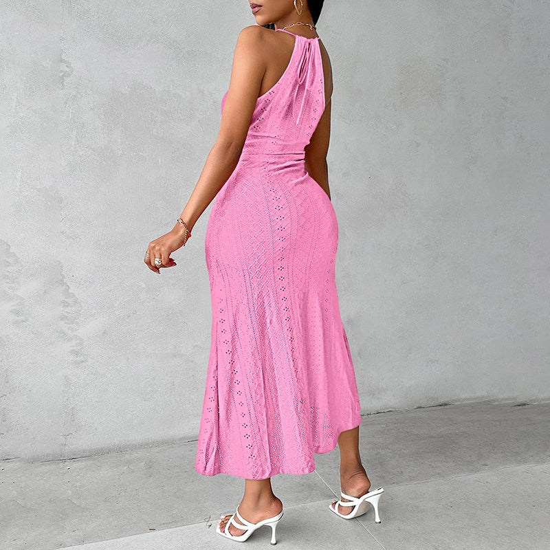 Halter Neck Curve-Hugging Dress